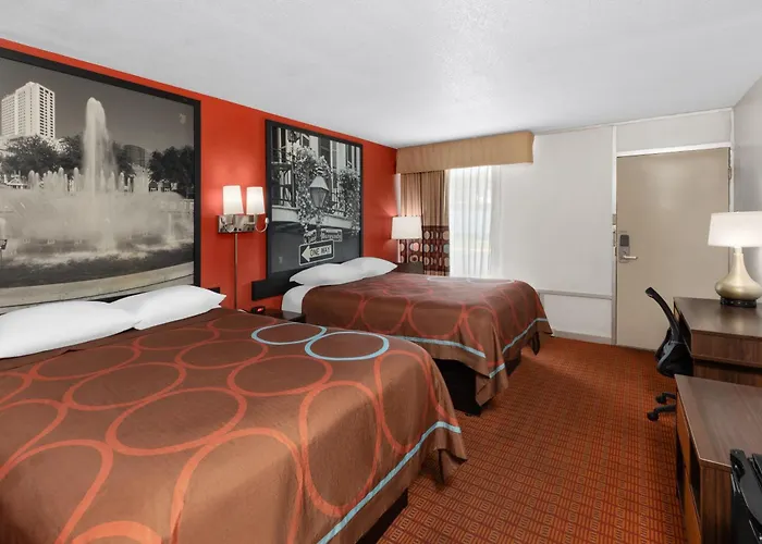 Super 8 By Wyndham Baton Rouge/I-10