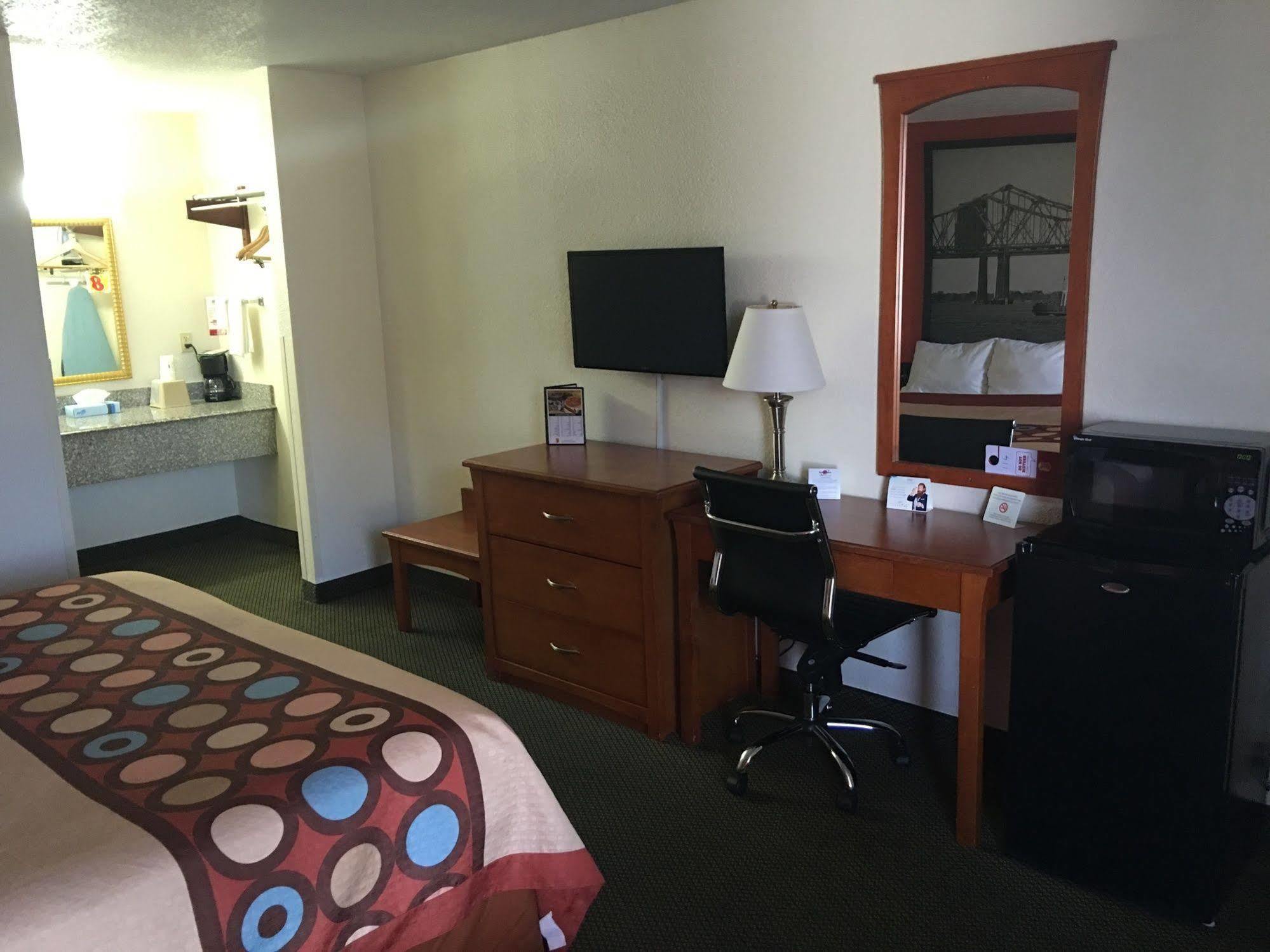 Motel Super 8 By Wyndham Baton Rouge/i-10 Prairieville