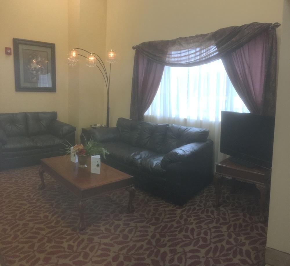 Super 8 By Wyndham Baton Rouge/i-10 Motel 2*