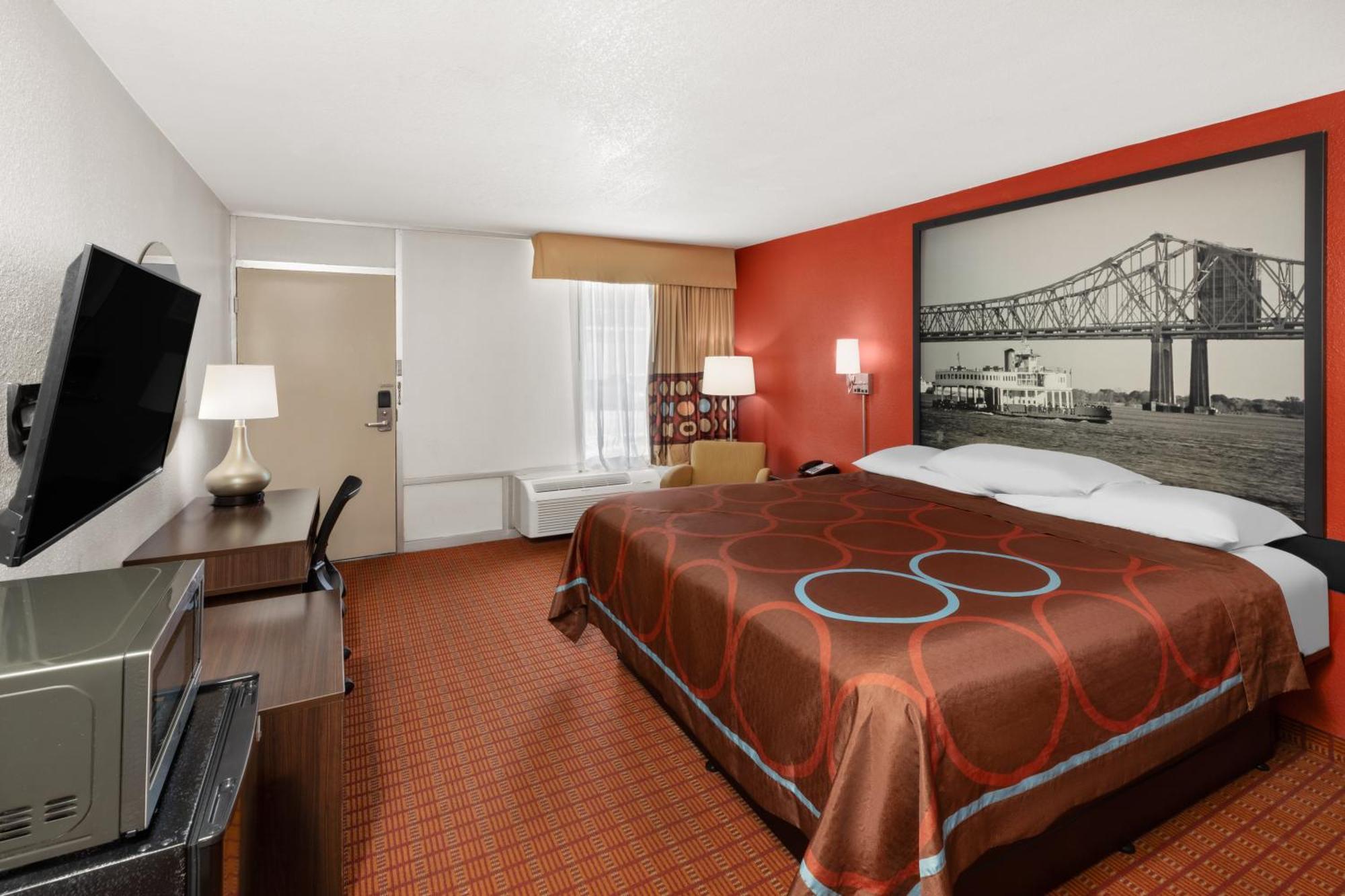 Super 8 By Wyndham Baton Rouge/i-10